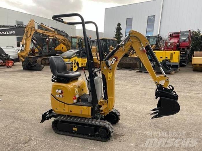 CAT 300.9D Mini kotrók < 7t