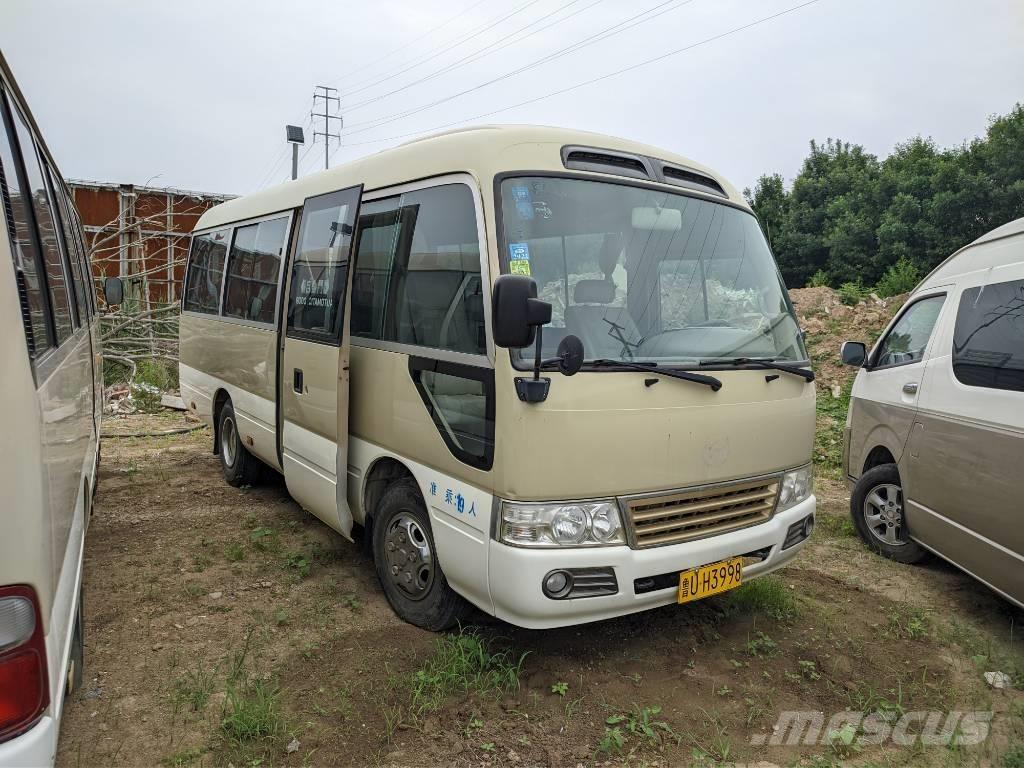 Toyota Coaster Bus Mini buszok