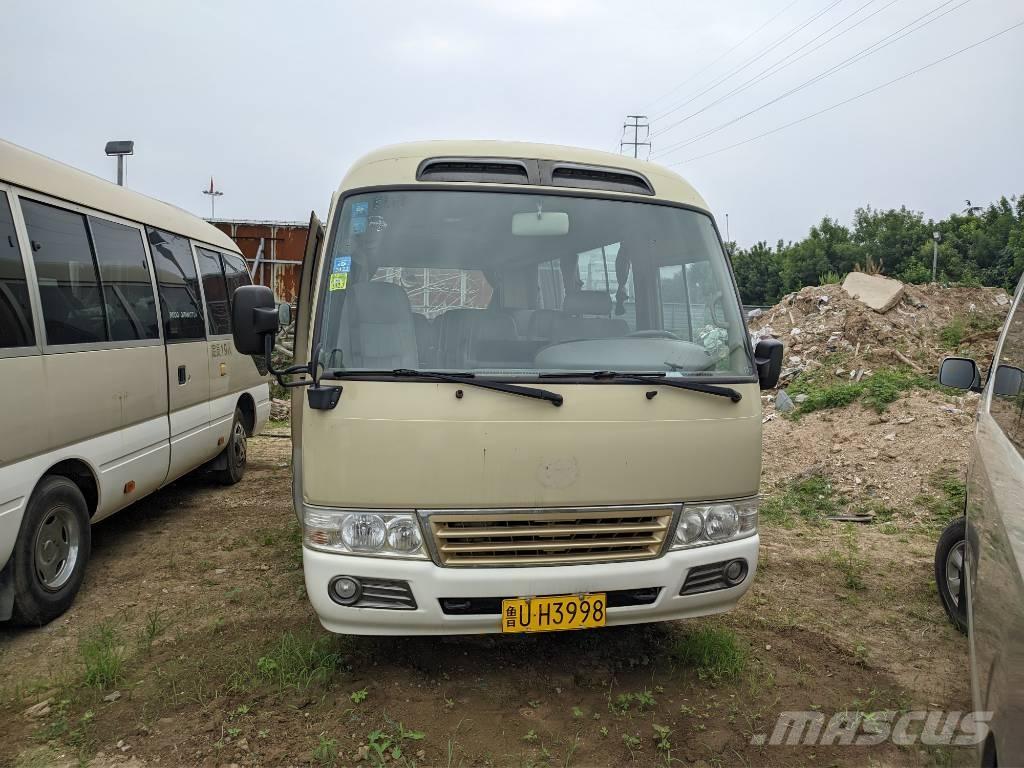 Toyota Coaster Bus Mini buszok
