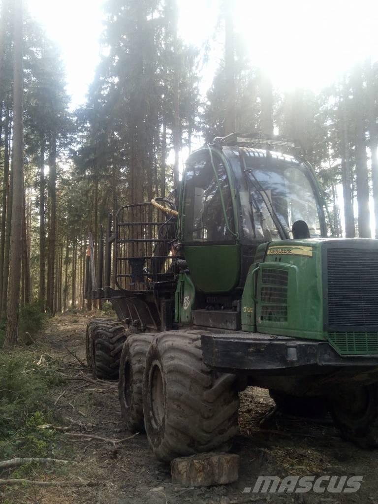 John Deere 1010 E Kihordók