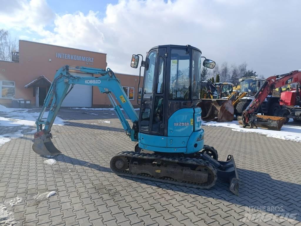 Kobelco SK 25 SR Mini kotrók < 7t