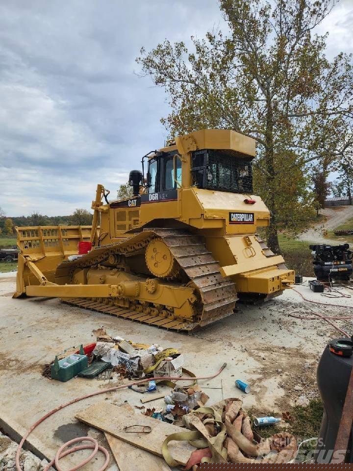 CAT D 6 R lánctalpas dózerek