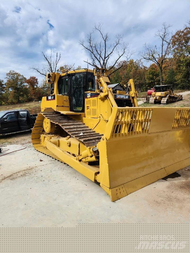 CAT D 6 R lánctalpas dózerek