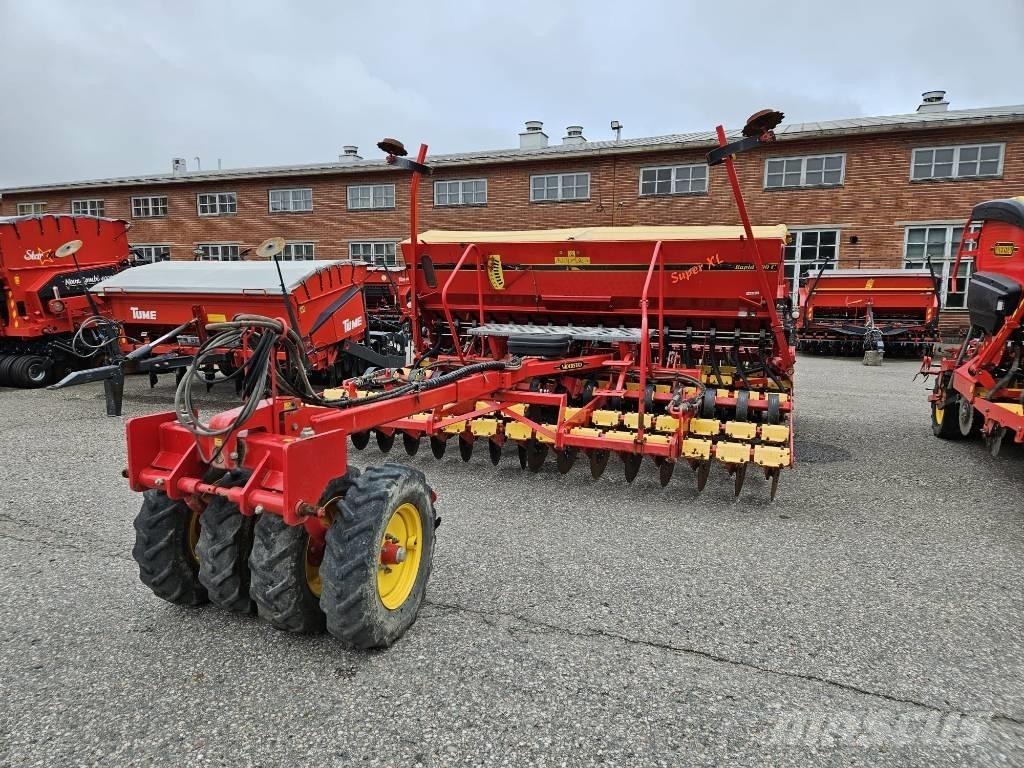 Väderstad Rapid 400 Vetőgépek