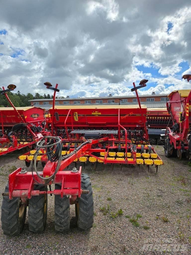 Väderstad Rapid 400C Vetőgépek