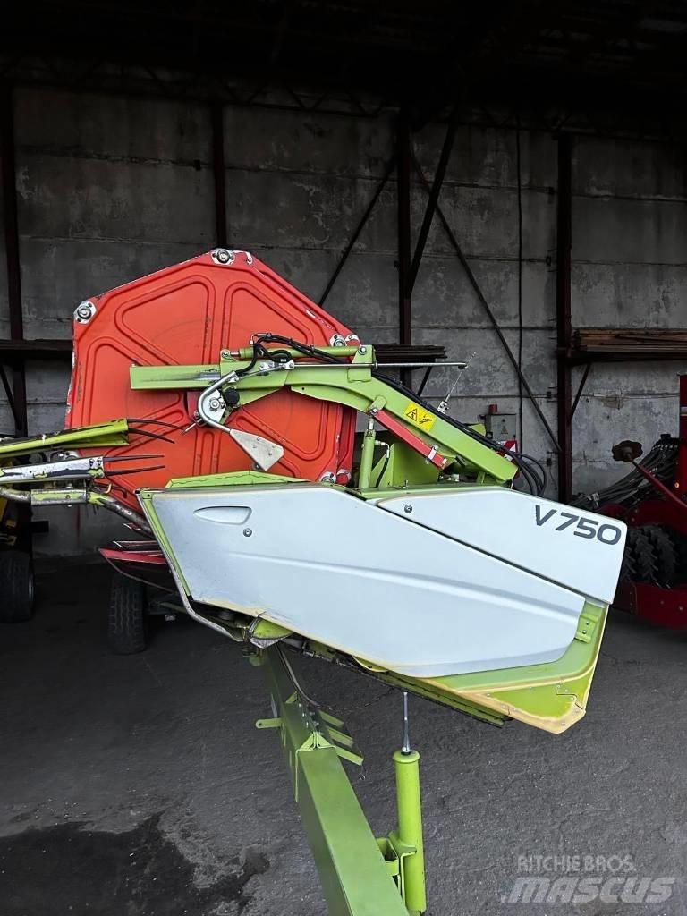 CLAAS Tucano 480 Kombájnok