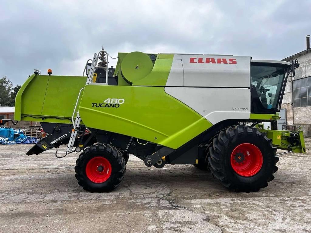 CLAAS Tucano 480 Kombájnok