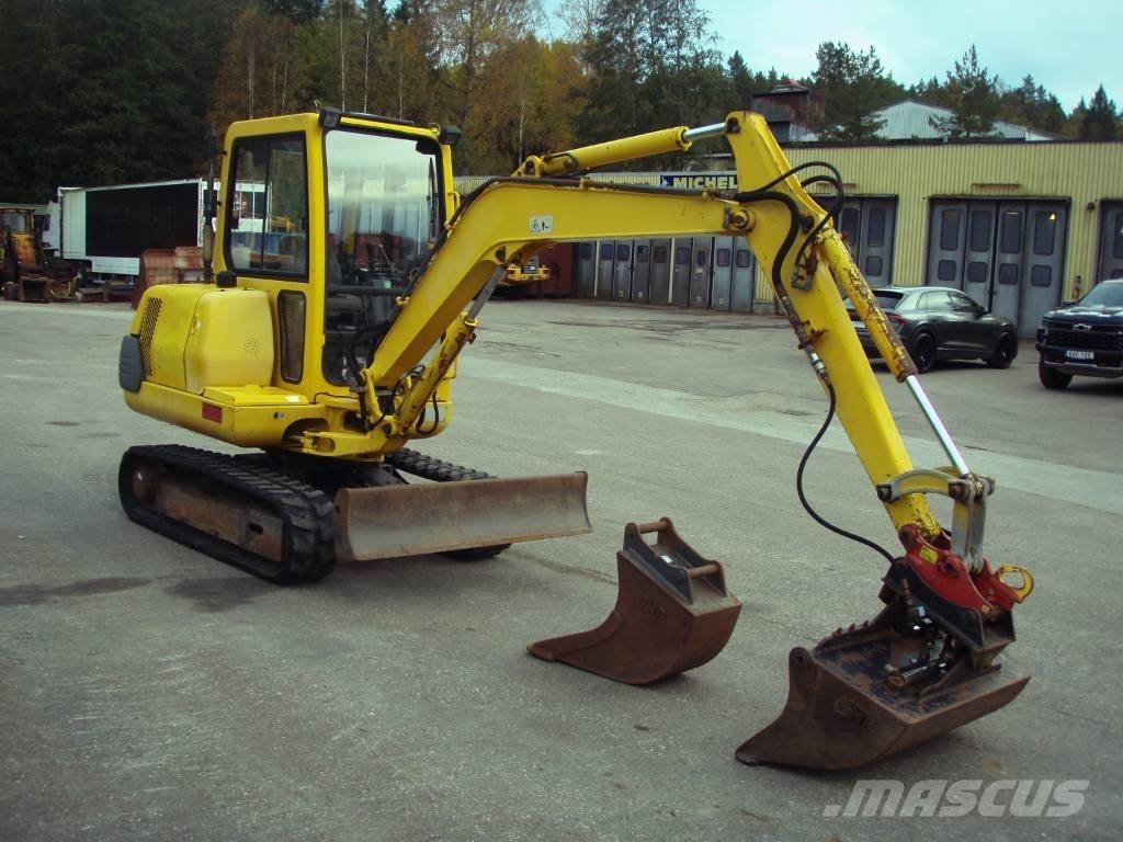Komatsu PC 30-7 Mini kotrók < 7t
