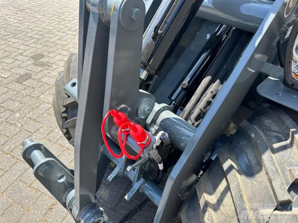 GiANT G 1500 HD Univerzális rakodók