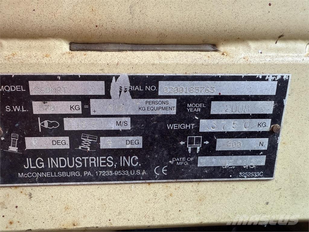 JLG 260 MRT Ollós emelők