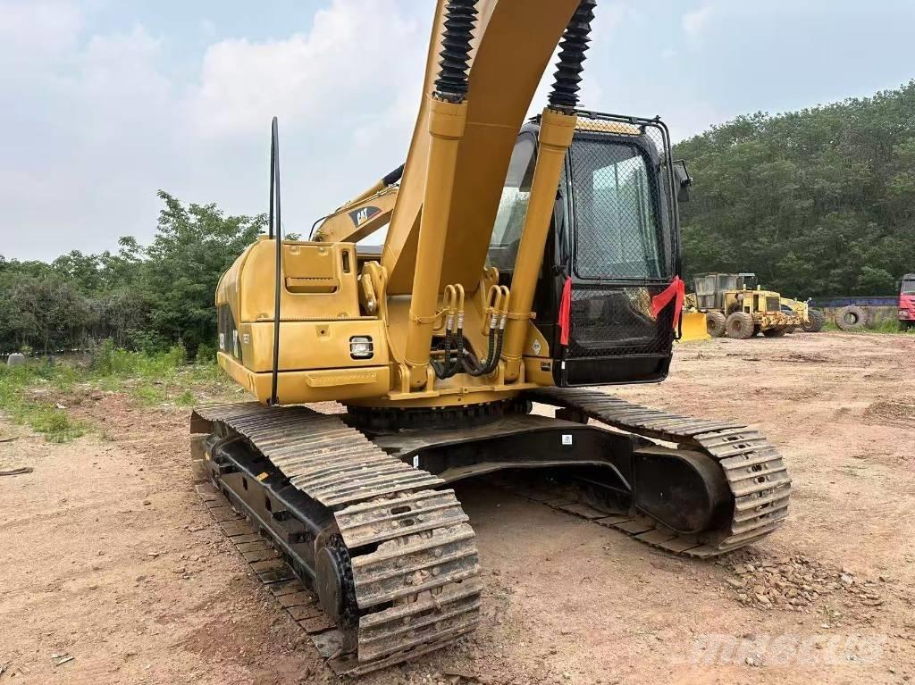 CAT 325 CL Lánctalpas kotrók
