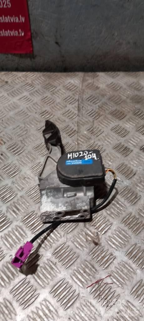 MAN TGA   81259706100 Vezetőfülke és belső tartozékok