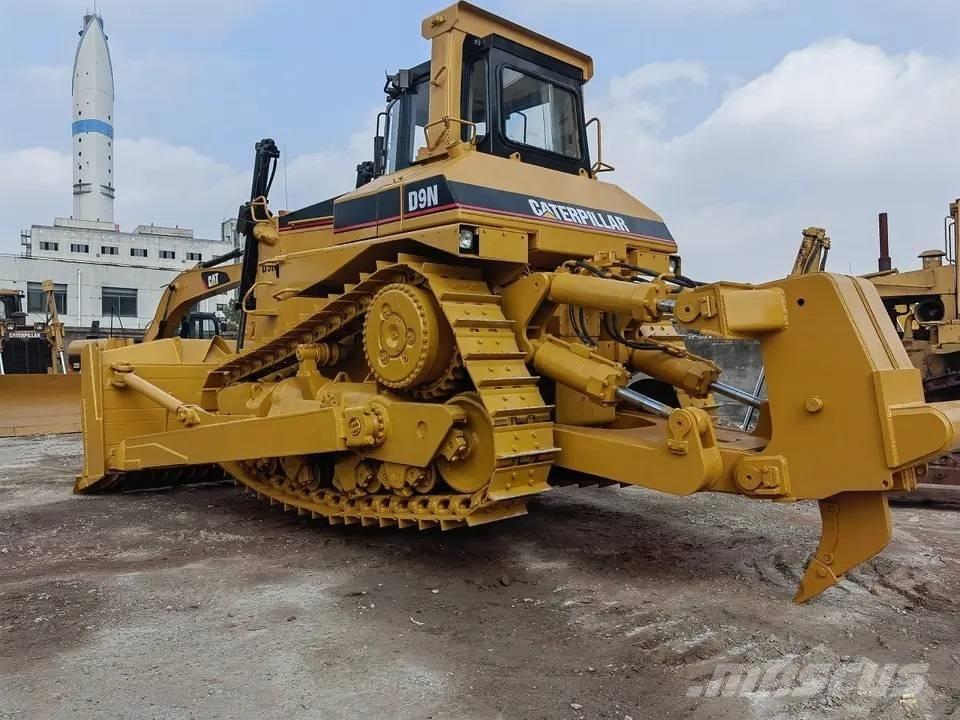 CAT D9N lánctalpas dózerek