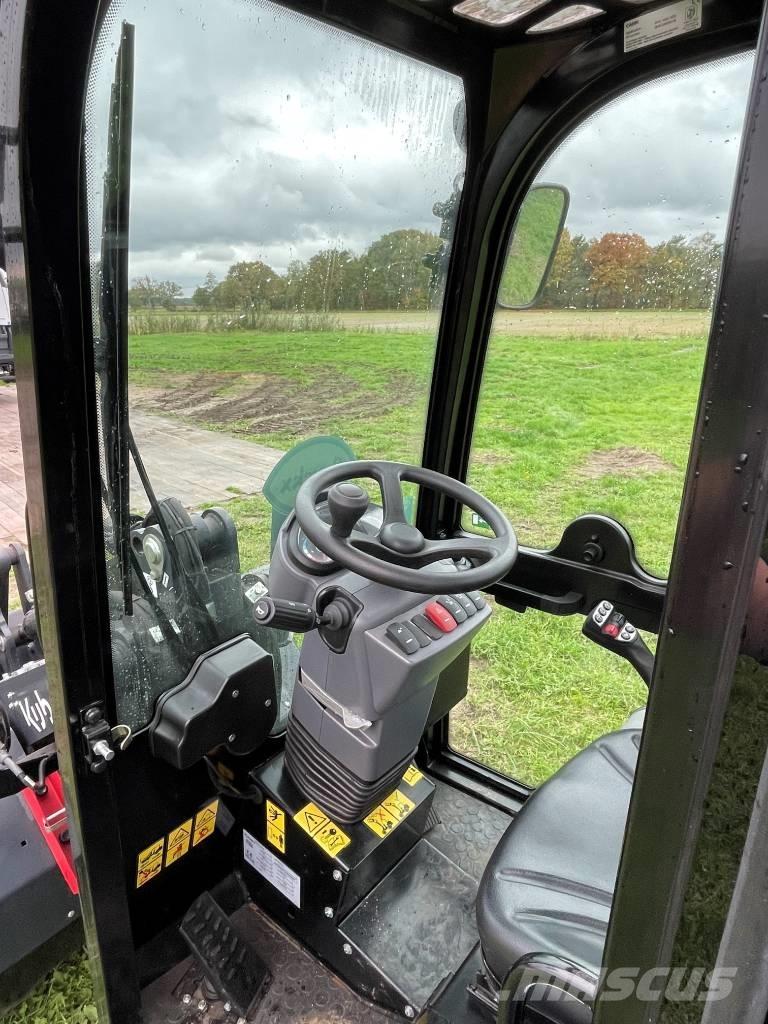 Kubota RT220-2e Gumikerekes homlokrakodók