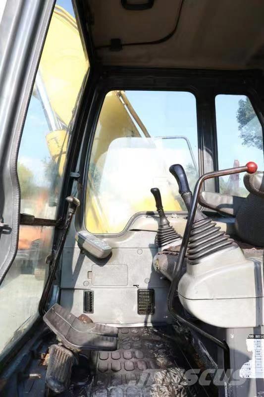 Komatsu PC 120-6E Mini kotrók < 7t