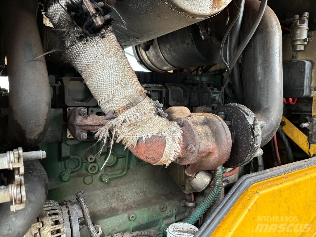 Volvo L 90 F Gumikerekes homlokrakodók