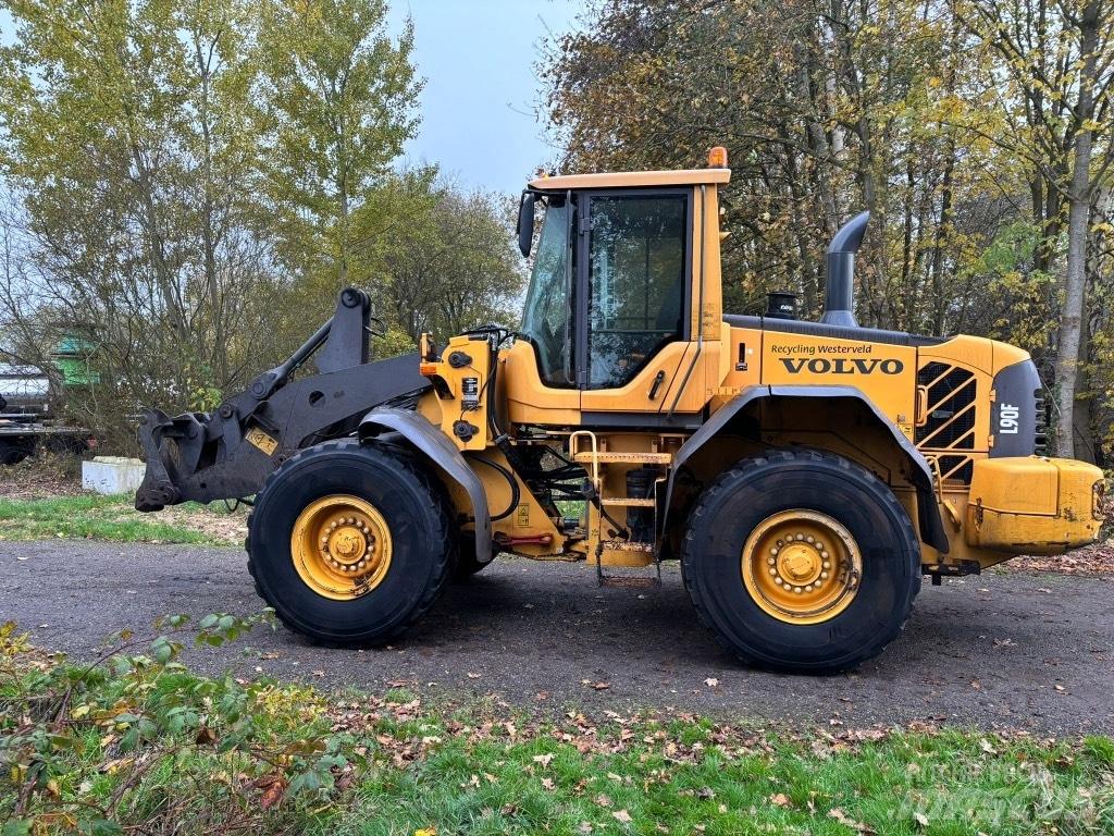 Volvo L 90 F Gumikerekes homlokrakodók