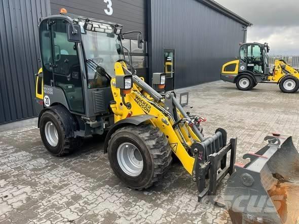 Wacker Neuson WL 25 Gumikerekes homlokrakodók