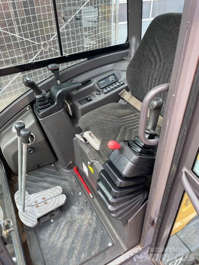 Volvo ECR25D Mini kotrók < 7t