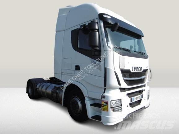 Iveco NP460 Nyergesvontatók
