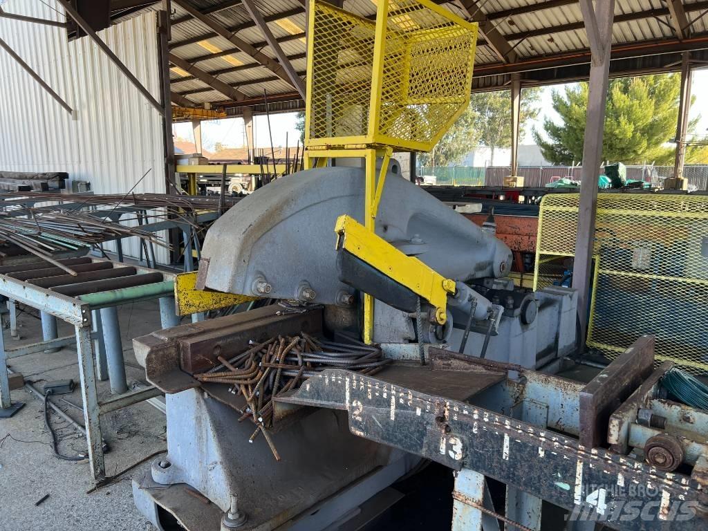 MILWAUKEE Shear   No. 2 Hulladékkezelő gépek
