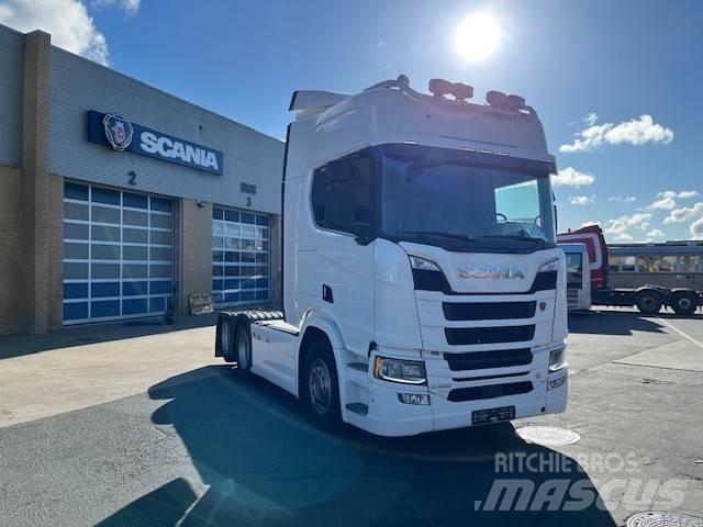 Scania R 590 Nyergesvontatók