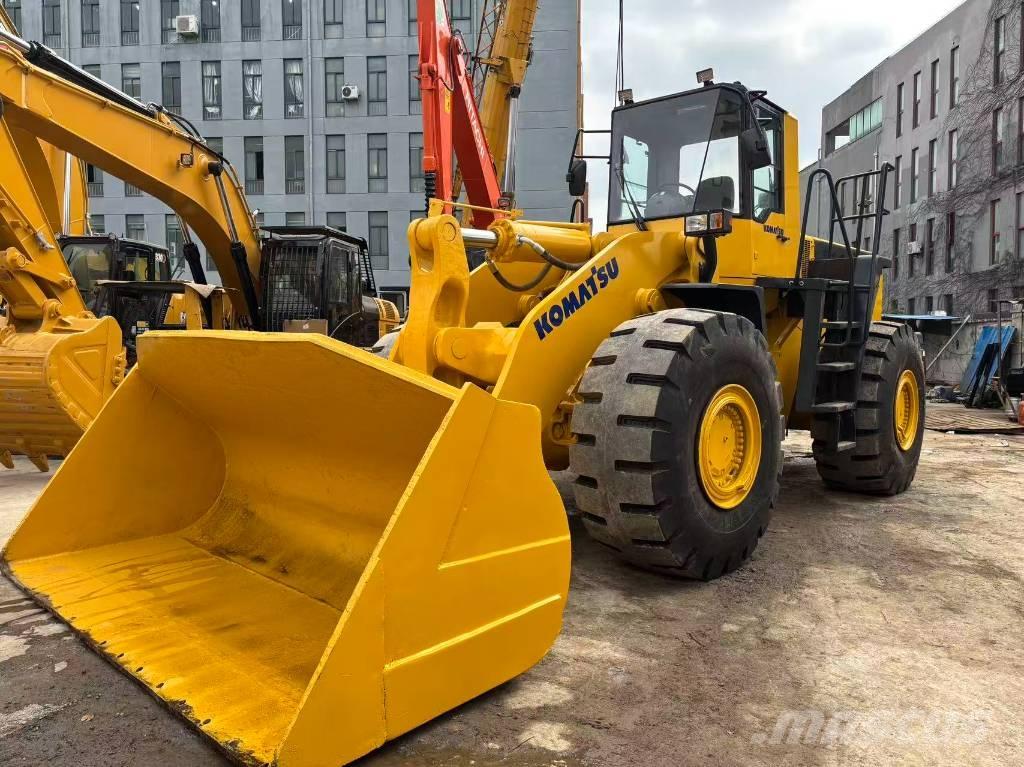 Komatsu WA 500 Gumikerekes homlokrakodók