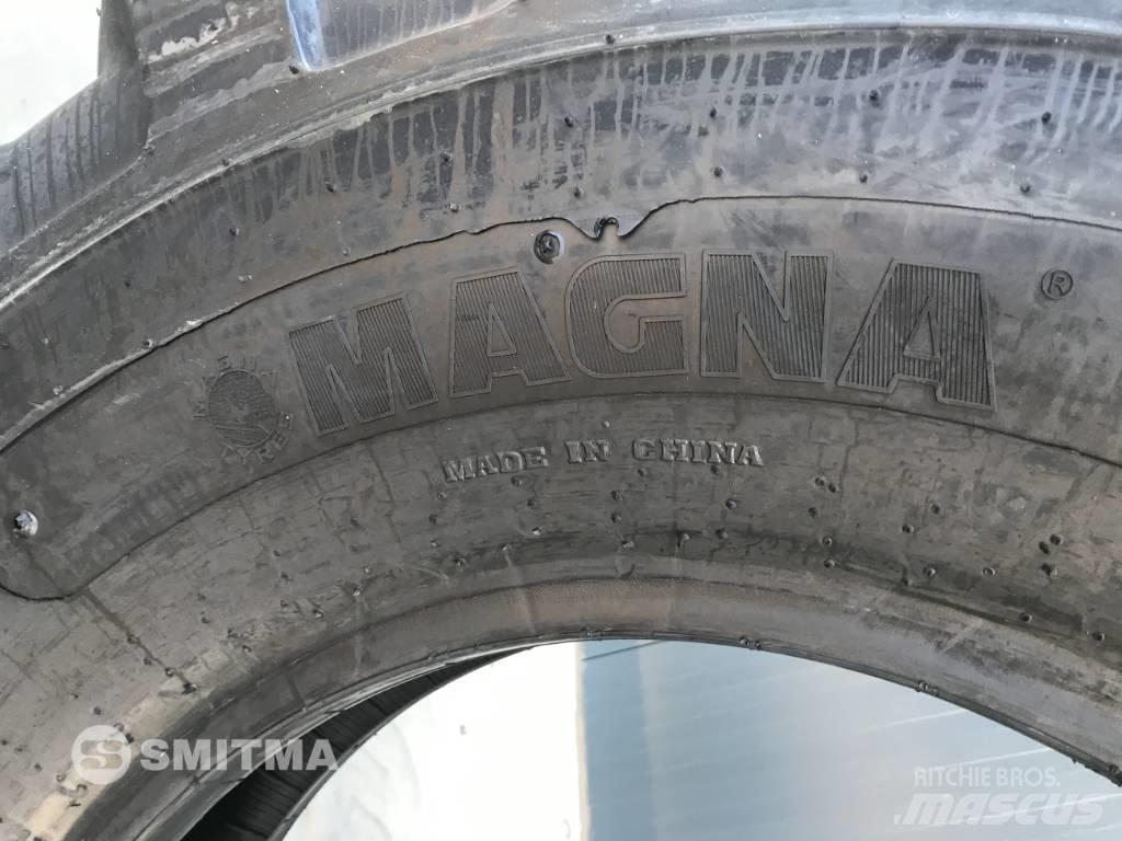  Magna 1400 x 24 Gumiabroncsok, kerekek és felnik