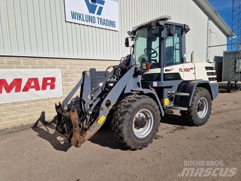 Terex TL 100 Gumikerekes homlokrakodók