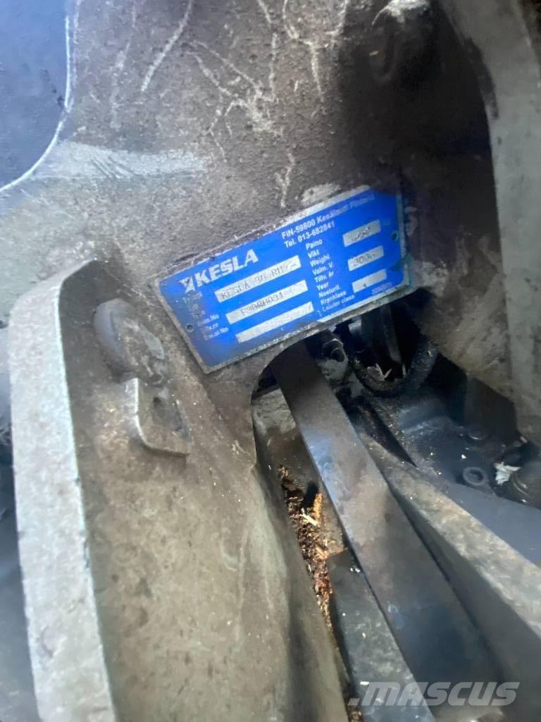 Kesla 30RH Betakarítók