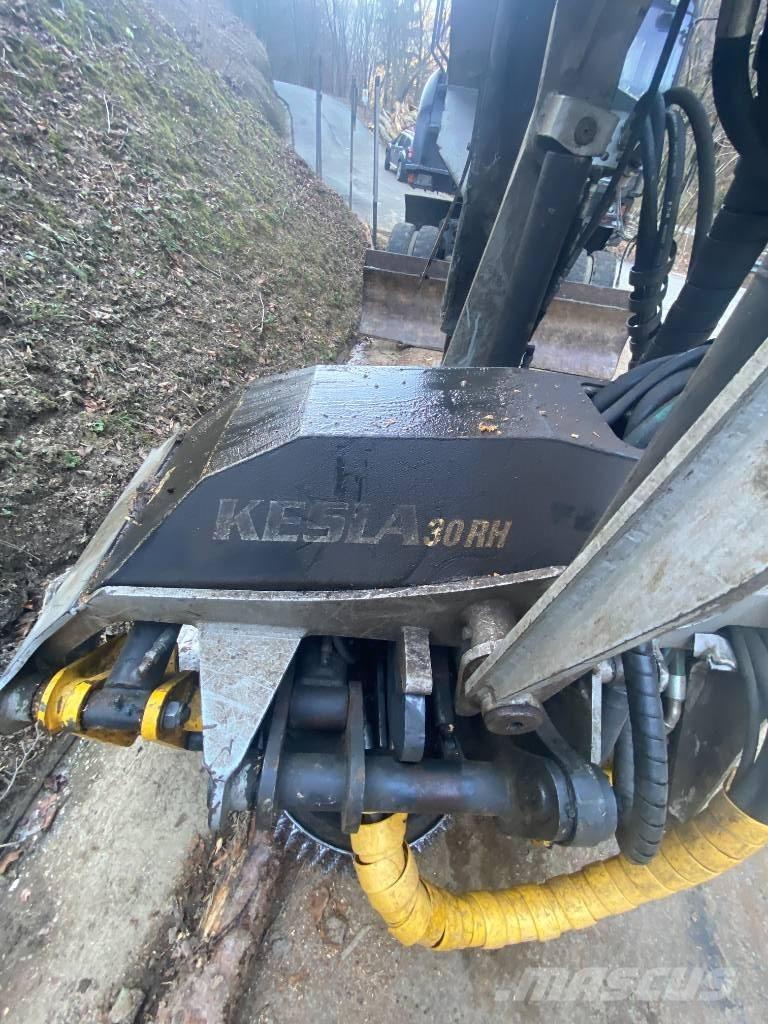 Kesla 30RH Betakarítók