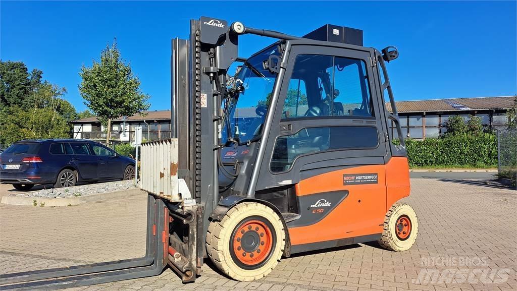 Linde E50HL Elektromos targoncák