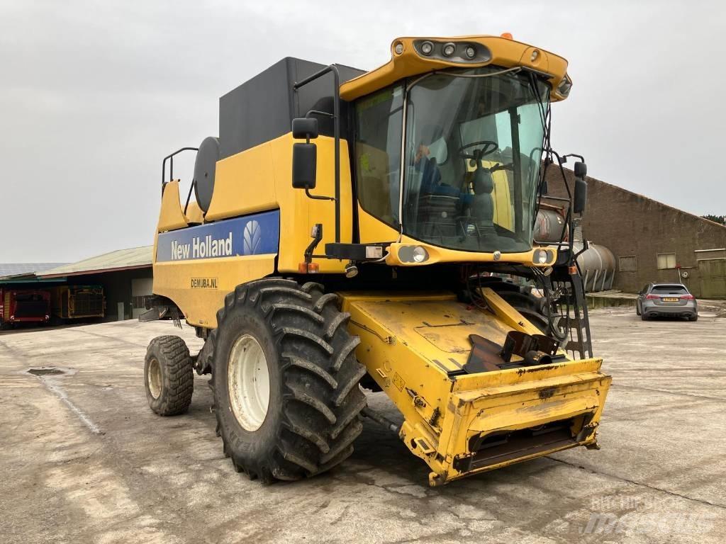 New Holland CS 6080 Kombájnok