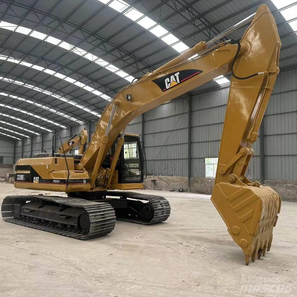 CAT 320 B Lánctalpas kotrók