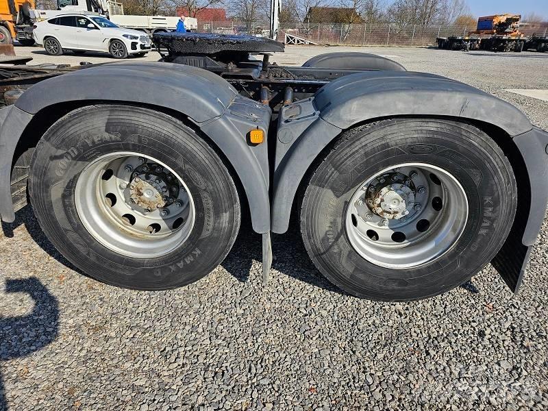 MAN TGX 33.540 Nyergesvontatók