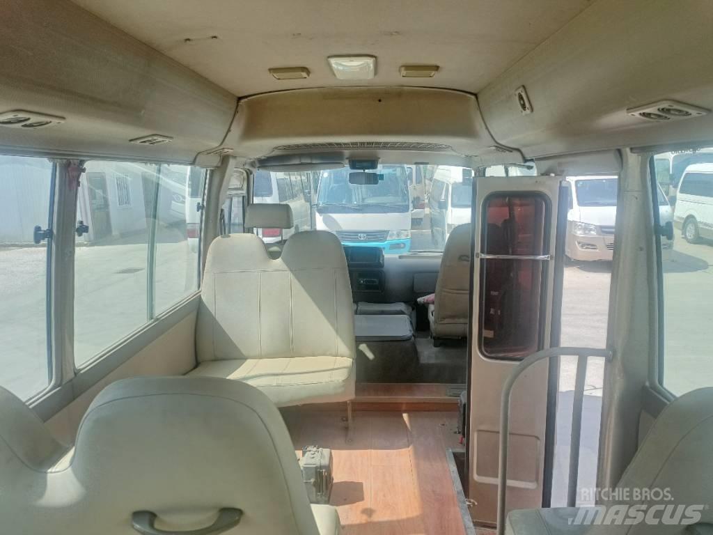 Toyota Coaster Bus Mini buszok