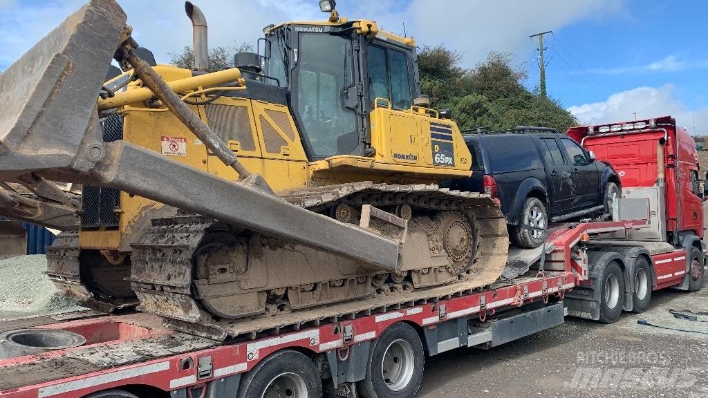 Komatsu D 65 PX-17 Csuklósdömperek