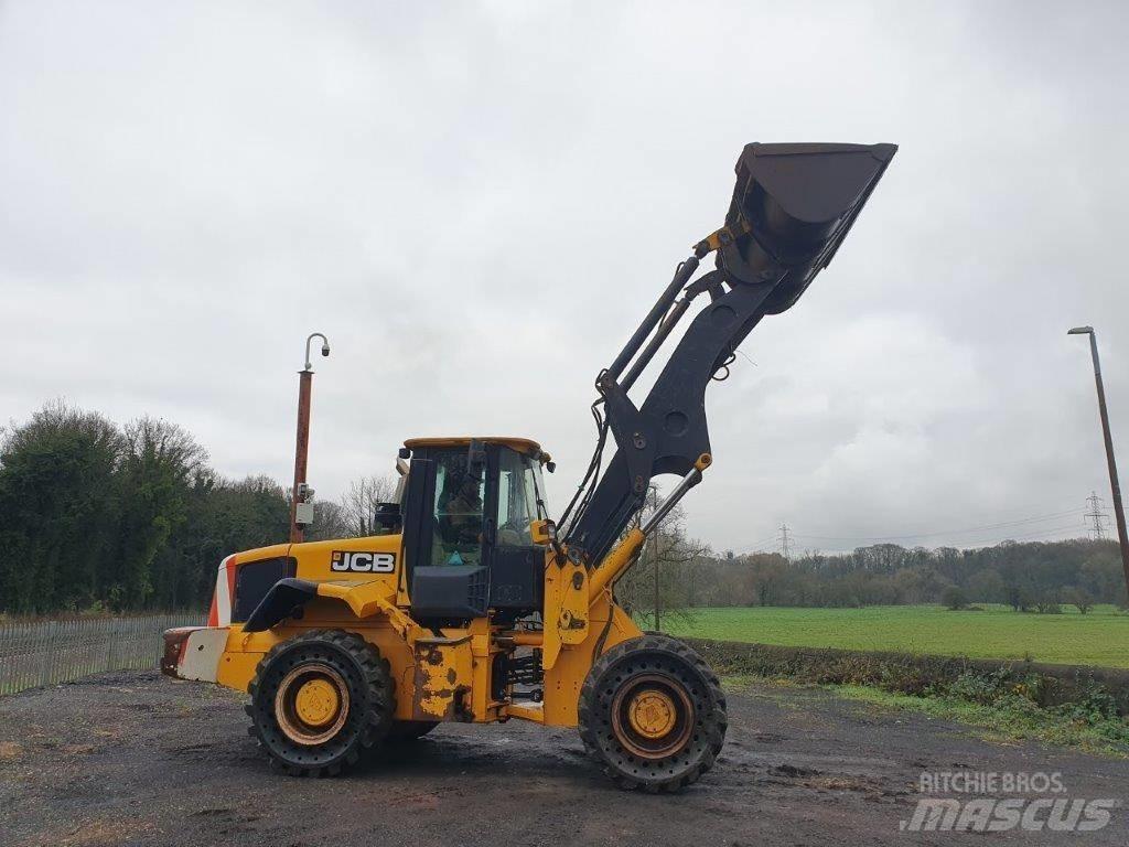 JCB 436 Wastemaster Gumikerekes homlokrakodók