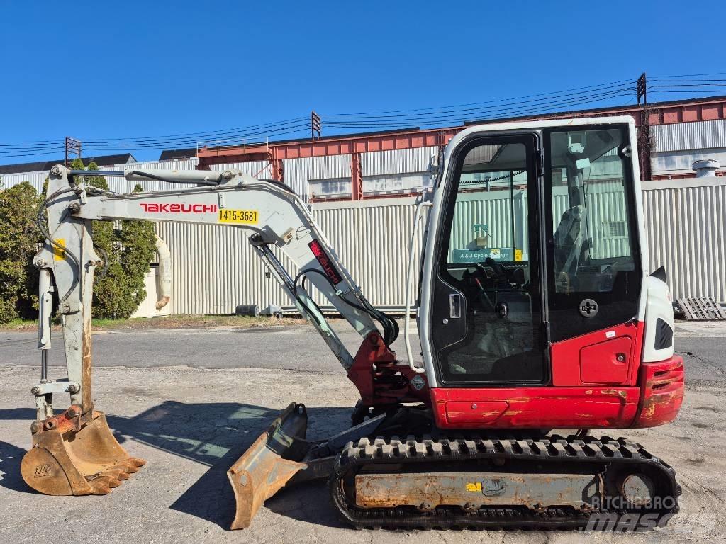 Takeuchi TB 240 Mini kotrók < 7t