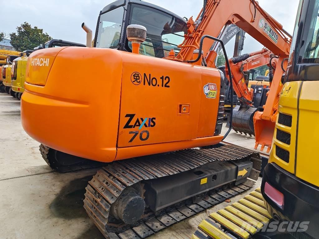 Hitachi ZX 70 Közepes (midi) kotrók 7 t - 12 t