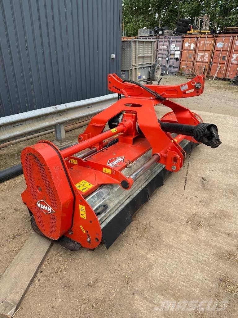 Kuhn BPR 305 Kaszák