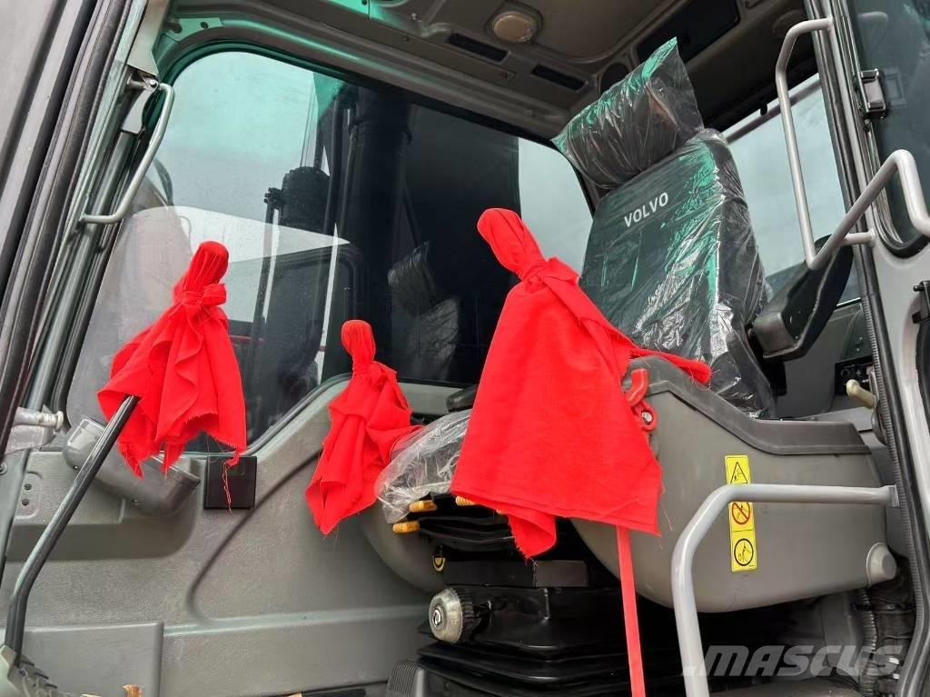 Volvo EC 240 Lánctalpas kotrók