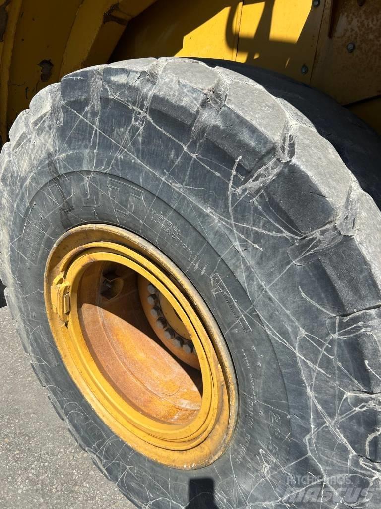 CAT 950 K Gumikerekes homlokrakodók