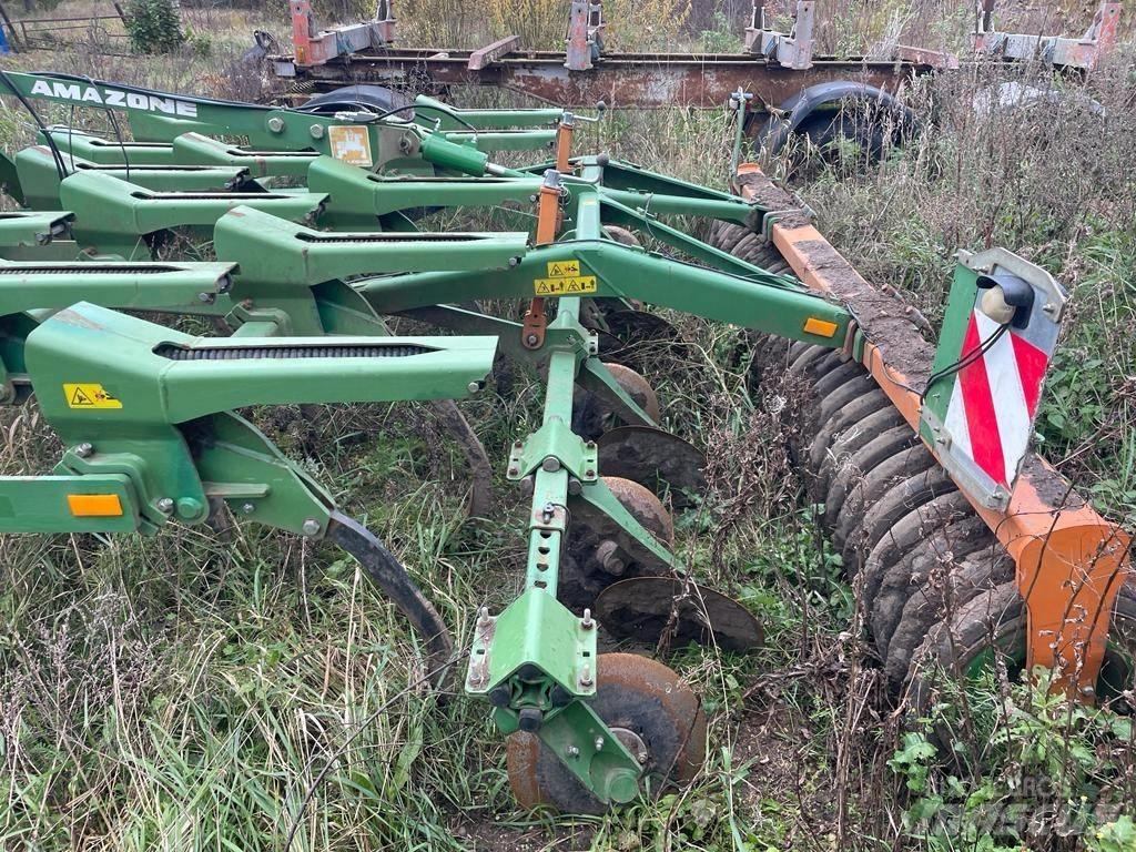 Amazone Cenius 4002 Talajlazító ekék