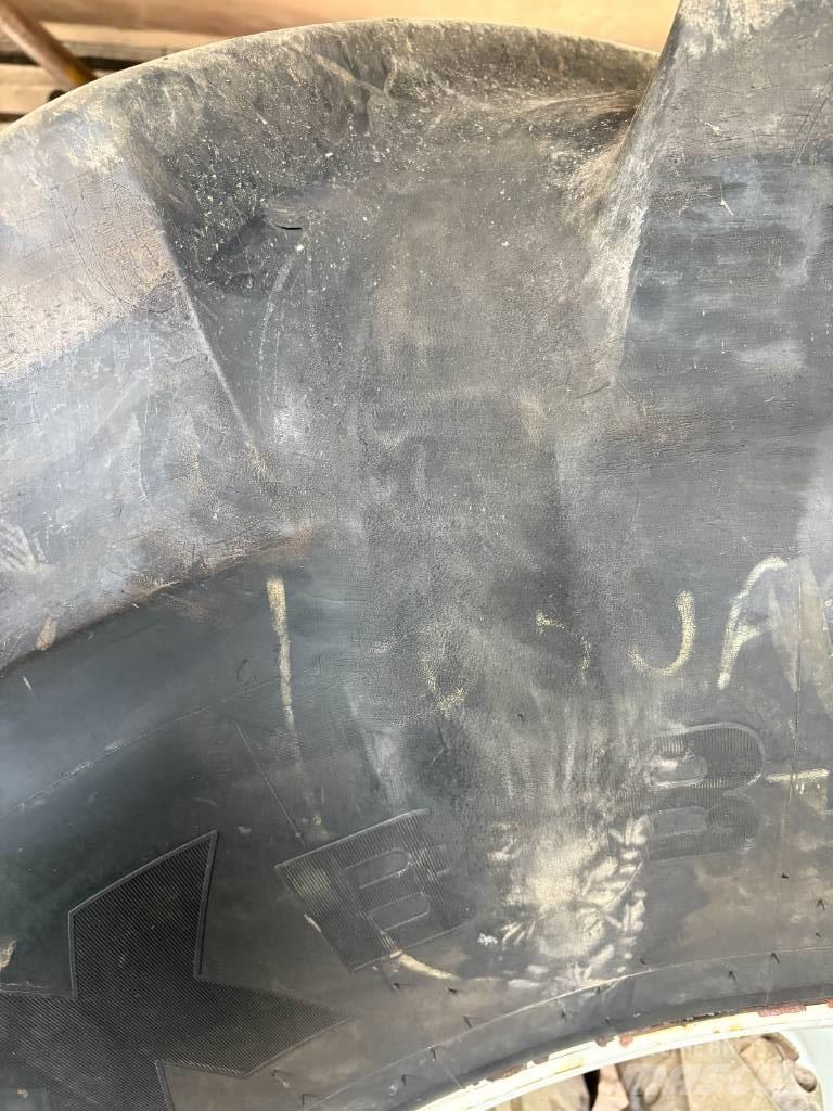 Michelin 800/70R32 Gumiabroncsok, kerekek és felnik