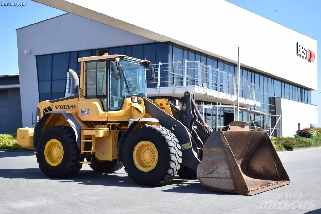Volvo L 90 F Gumikerekes homlokrakodók
