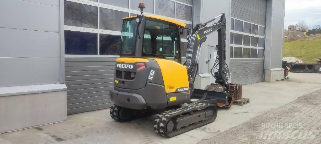 Volvo EC35D Mini kotrók < 7t