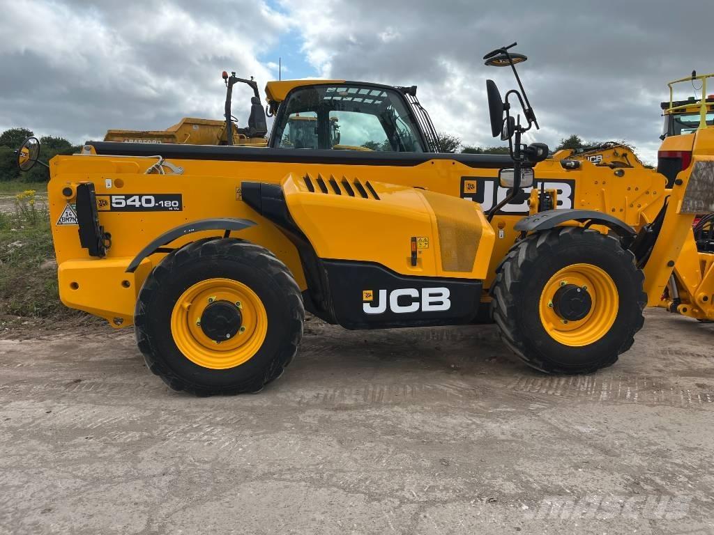 JCB 540-180 Teleszkópos gumikerekes rakodók