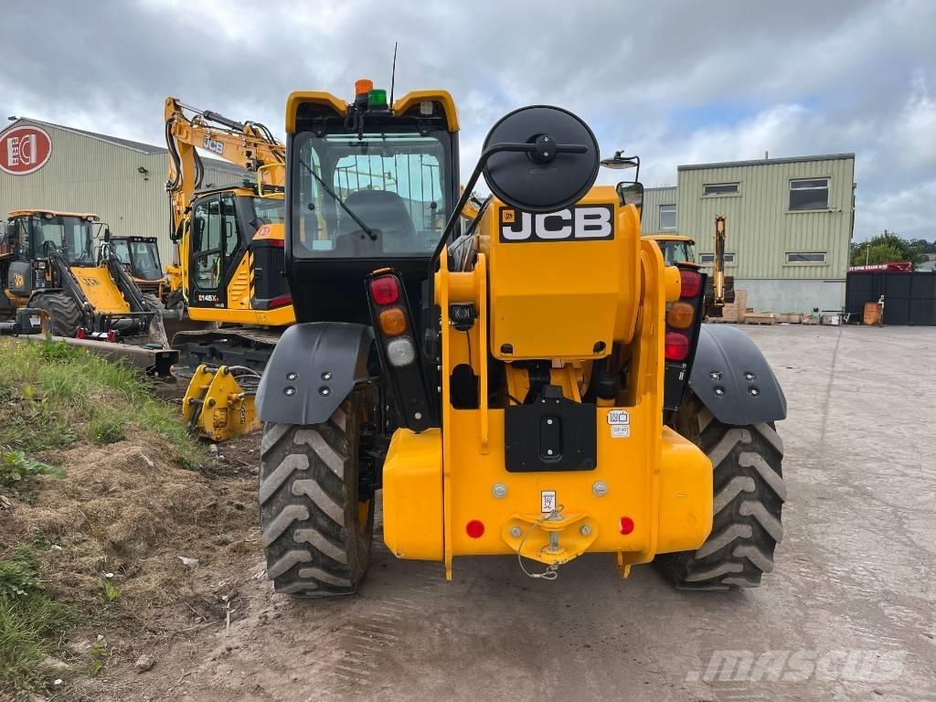 JCB 540-180 Teleszkópos gumikerekes rakodók