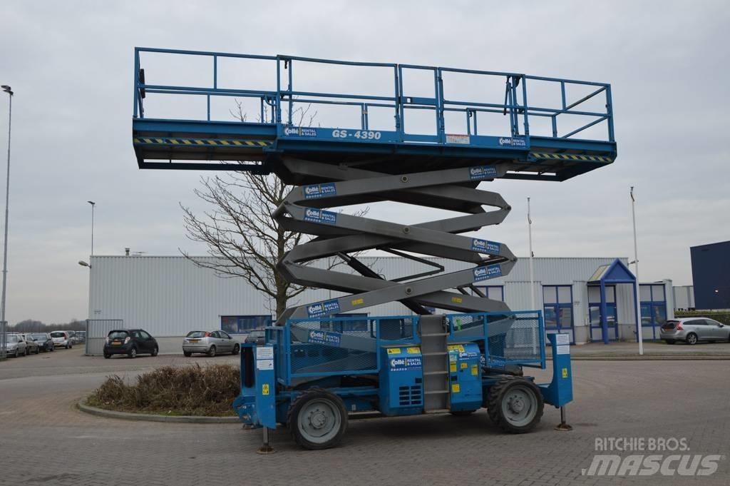 Genie GS4390RT Ollós emelők